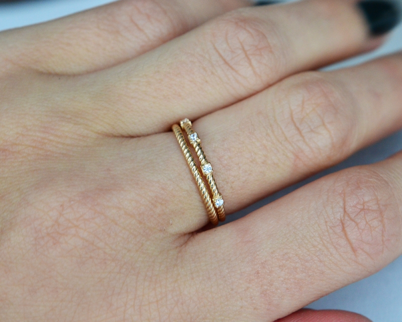Rankų darbo minimalistinis auksinis žiedas